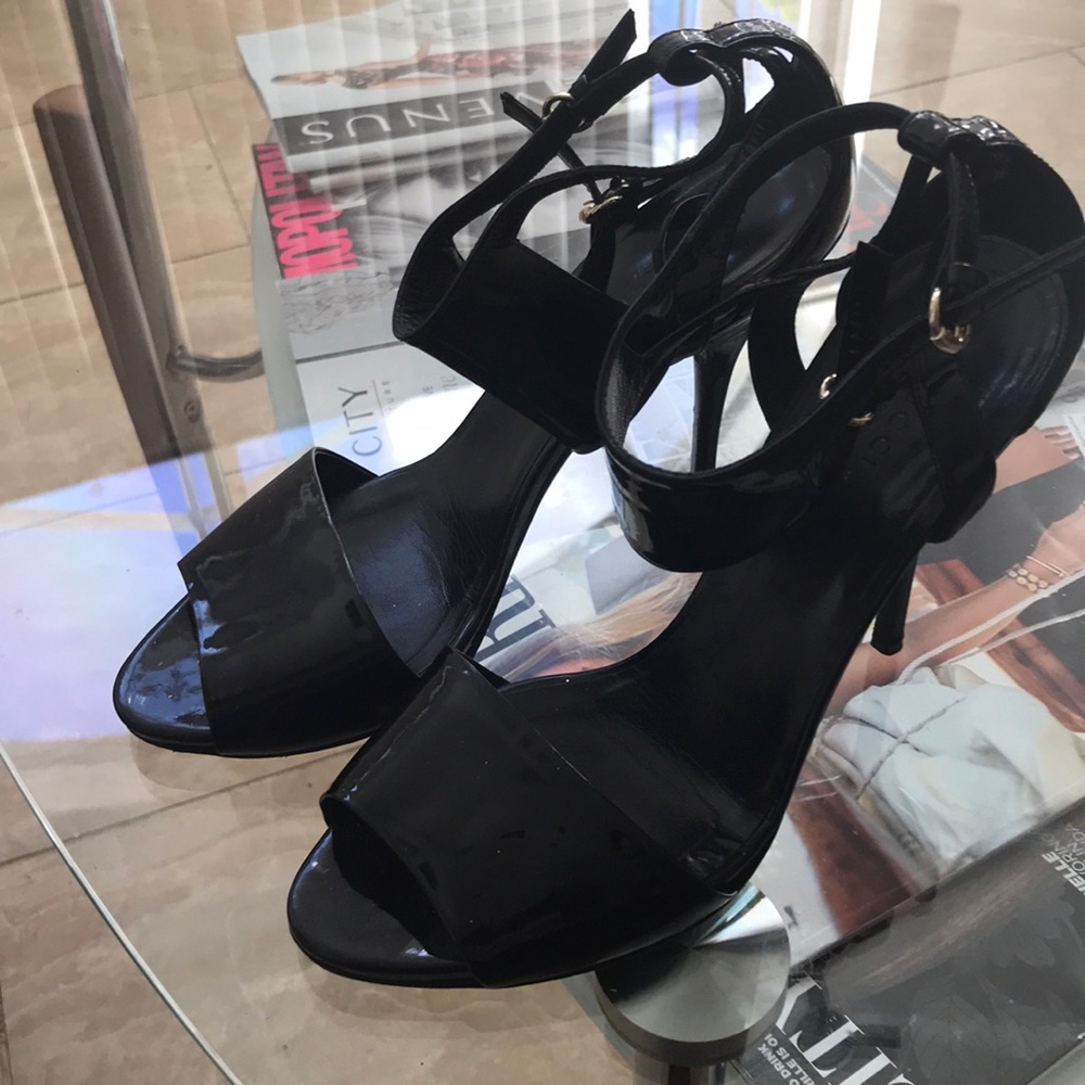 Gucci Black Patient 39C Sexy T Double Closure